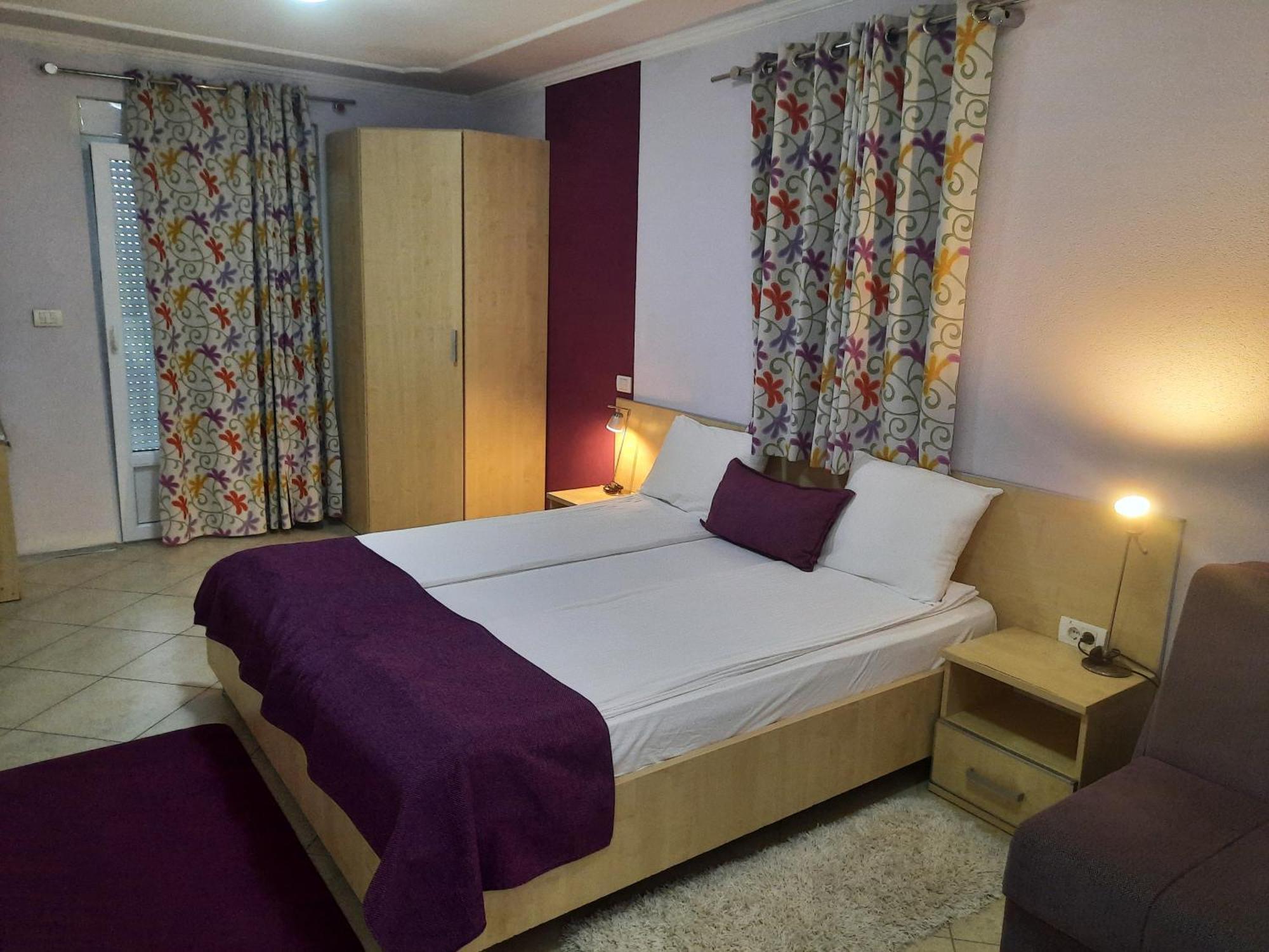 Hotel Aruba Budva Eksteriør billede